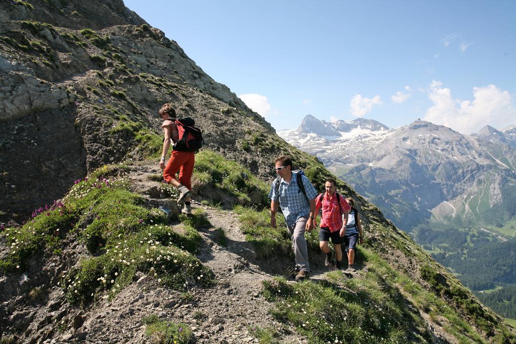 Hotel Hari Im Schlegeli Adelboden Bagian luar foto